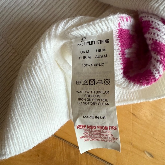 Pretty Little Thing Santa Baby Long Sleeve Crop Pink White Sweater Size M - Picture 4 of 8